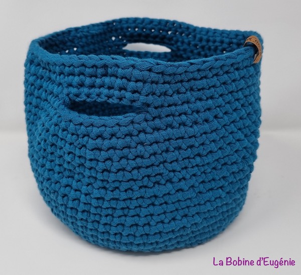 19cm diam/17cm h